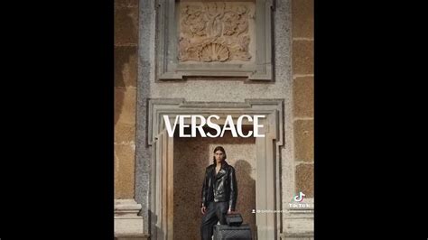 versace medusa dupe|why did versace choose medusa.